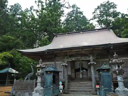 鶴林寺の本殿・本堂