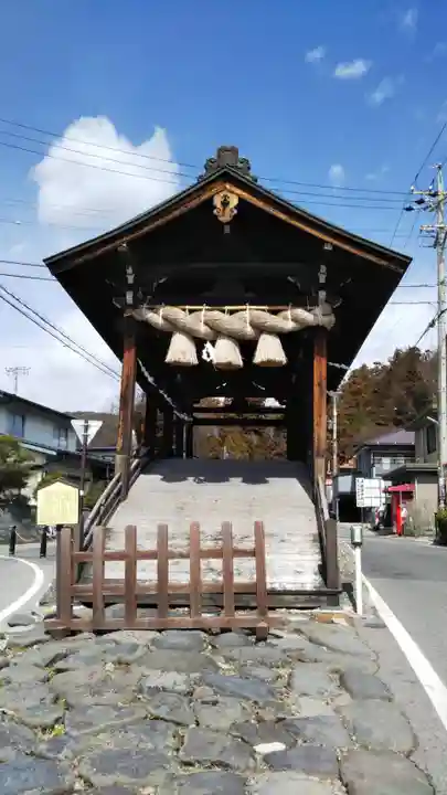 諏訪大社下社春宮の周辺