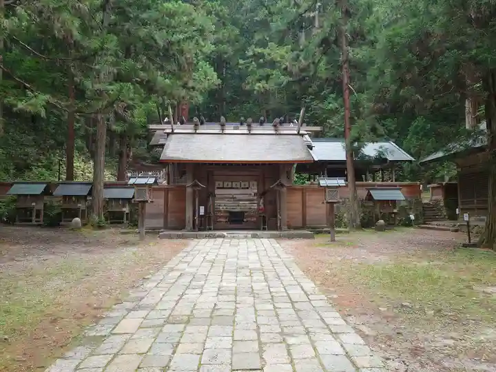 仁科神明宮の本殿・本堂