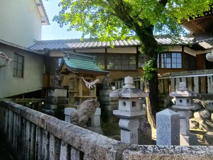 天神神社(柳津天神神社)の{uncategorized: "未分類", other: "その他", undefined: "問題あり", building: "その他建物", grave: "お墓", sacred_gate: "鳥居", guardian: "狛犬", statue: "像", buddha: "仏像", history: "歴史", nature: "自然", garden: "庭園", animal: "動物", pagoda: "塔", temizu: "手水舎", mountain_gate: "山門・神門", sanctuary: "本殿・本堂", subordinate: "末社・摂社", art: "芸術", scenery: "景色", jizo: "地蔵", ema: "絵馬", goshuin: "御朱印", omikuji: "おみくじ", items: "授与品その他", amulet: "お守り", goshuincho: "御朱印帳", eats: "食事", festival: "お祭り", votive_dance: "神楽", shichigosan: "七五三参", wedding: "結婚式", experience: "体験その他", initially: "初詣", around: "周辺", anti_infection: "感染症対策"}