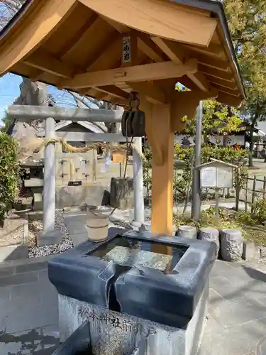 松本神社の手水舎