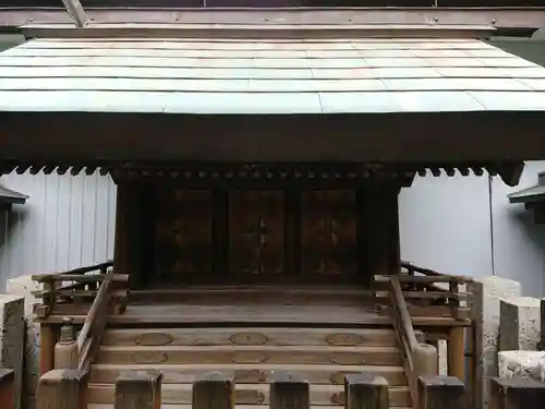 大磯神社の本殿・本堂