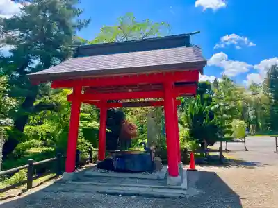 薬萊神社(里宮）の{uncategorized: "未分類", other: "その他", undefined: "問題あり", building: "その他建物", grave: "お墓", sacred_gate: "鳥居", guardian: "狛犬", statue: "像", buddha: "仏像", history: "歴史", nature: "自然", garden: "庭園", animal: "動物", pagoda: "塔", temizu: "手水舎", mountain_gate: "山門・神門", sanctuary: "本殿・本堂", subordinate: "末社・摂社", art: "芸術", scenery: "景色", jizo: "地蔵", ema: "絵馬", goshuin: "御朱印", omikuji: "おみくじ", items: "授与品その他", amulet: "お守り", goshuincho: "御朱印帳", eats: "食事", festival: "お祭り", votive_dance: "神楽", shichigosan: "七五三参", wedding: "結婚式", experience: "体験その他", initially: "初詣", around: "周辺", anti_infection: "感染症対策"}