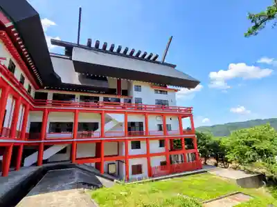 宝徳山稲荷大社(新潟県)