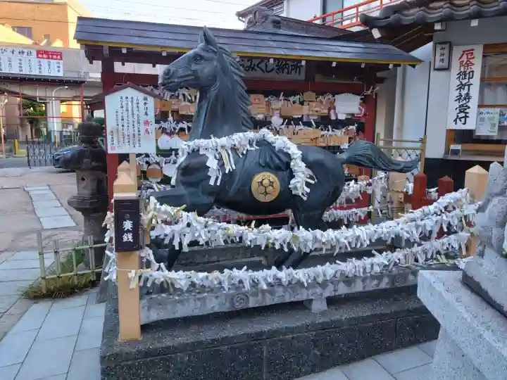尼崎えびす神社の{uncategorized: "未分類", other: "その他", undefined: "問題あり", building: "その他建物", grave: "お墓", sacred_gate: "鳥居", guardian: "狛犬", statue: "像", buddha: "仏像", history: "歴史", nature: "自然", garden: "庭園", animal: "動物", pagoda: "塔", temizu: "手水舎", mountain_gate: "山門・神門", sanctuary: "本殿・本堂", subordinate: "末社・摂社", art: "芸術", scenery: "景色", jizo: "地蔵", ema: "絵馬", goshuin: "御朱印", omikuji: "おみくじ", items: "授与品その他", amulet: "お守り", goshuincho: "御朱印帳", eats: "食事", festival: "お祭り", votive_dance: "神楽", shichigosan: "七五三参", wedding: "結婚式", experience: "体験その他", initially: "初詣", around: "周辺", anti_infection: "感染症対策"}