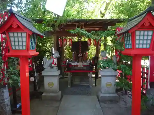 新田神社の末社・摂社