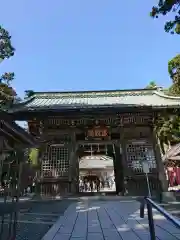 奥之院思親閣の山門