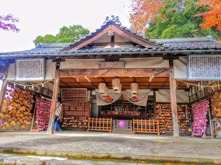 桃太郎神社(栗栖)の本殿・本堂