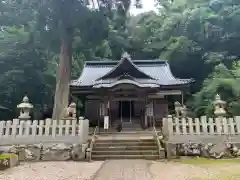 劒神社の本殿