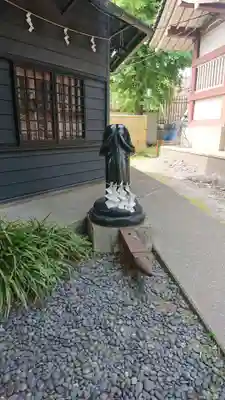 金山神社(若宮八幡宮境内社)のその他建物