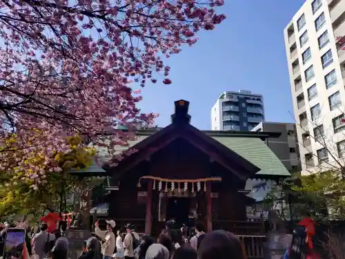 蔵前神社の{uncategorized: "未分類", other: "その他", undefined: "問題あり", building: "その他建物", grave: "お墓", sacred_gate: "鳥居", guardian: "狛犬", statue: "像", buddha: "仏像", history: "歴史", nature: "自然", garden: "庭園", animal: "動物", pagoda: "塔", temizu: "手水舎", mountain_gate: "山門・神門", sanctuary: "本殿・本堂", subordinate: "末社・摂社", art: "芸術", scenery: "景色", jizo: "地蔵", ema: "絵馬", goshuin: "御朱印", omikuji: "おみくじ", items: "授与品その他", amulet: "お守り", goshuincho: "御朱印帳", eats: "食事", festival: "お祭り", votive_dance: "神楽", shichigosan: "七五三参", wedding: "結婚式", experience: "体験その他", initially: "初詣", around: "周辺", anti_infection: "感染症対策"}