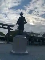 豊國神社の像