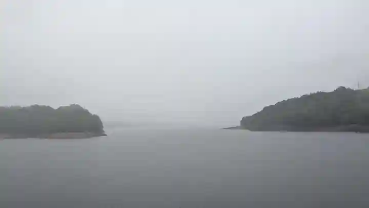糠平電源神社の景色