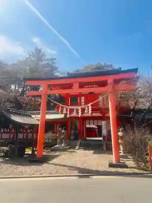 相州春日神社の{uncategorized: "未分類", other: "その他", undefined: "問題あり", building: "その他建物", grave: "お墓", sacred_gate: "鳥居", guardian: "狛犬", statue: "像", buddha: "仏像", history: "歴史", nature: "自然", garden: "庭園", animal: "動物", pagoda: "塔", temizu: "手水舎", mountain_gate: "山門・神門", sanctuary: "本殿・本堂", subordinate: "末社・摂社", art: "芸術", scenery: "景色", jizo: "地蔵", ema: "絵馬", goshuin: "御朱印", omikuji: "おみくじ", items: "授与品その他", amulet: "お守り", goshuincho: "御朱印帳", eats: "食事", festival: "お祭り", votive_dance: "神楽", shichigosan: "七五三参", wedding: "結婚式", experience: "体験その他", initially: "初詣", around: "周辺", anti_infection: "感染症対策"}
