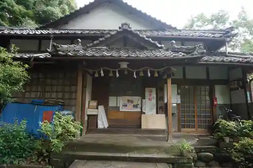 橿森神社の建物その他