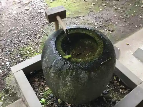 丸子神社　浅間神社の手水