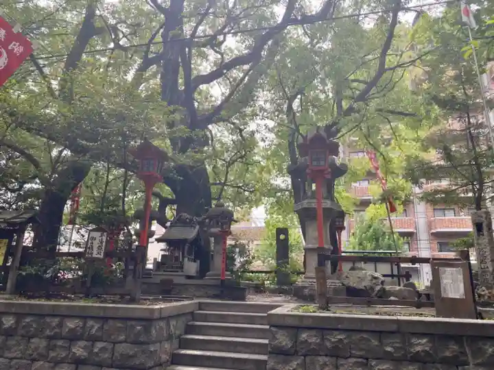 若一神社の末社・摂社