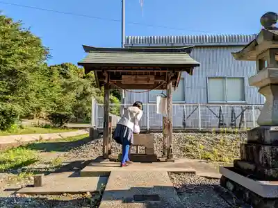 津島神社の手水舎