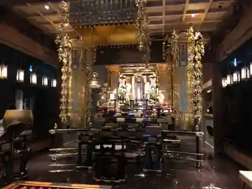 燈籠堂 浄教寺の本殿・本堂