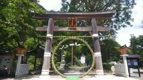 高麗神社の鳥居