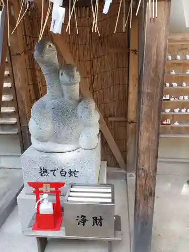 蛇窪神社の狛犬