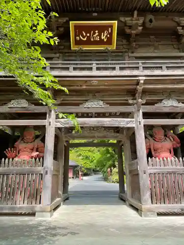 満願寺の山門