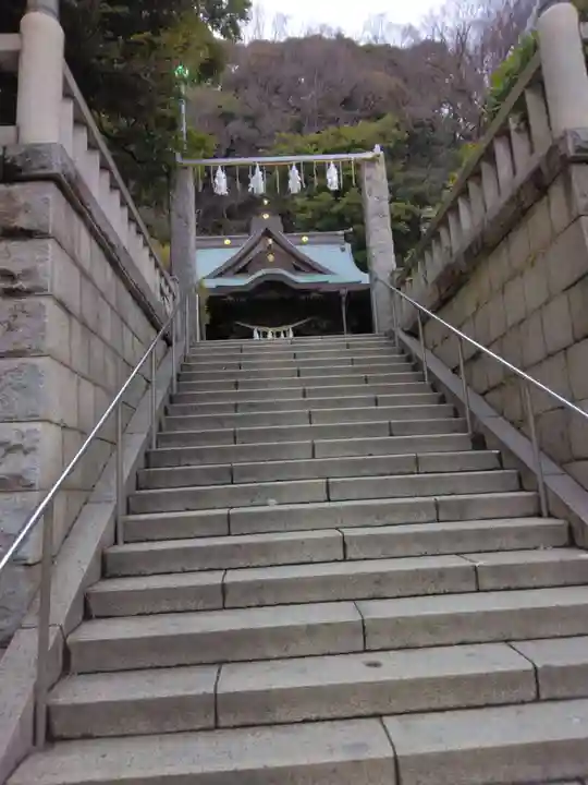 根岸八幡神社の本殿・本堂