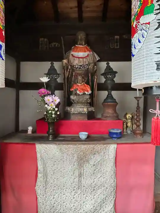 金鳳山 正法寺の{uncategorized: "未分類", other: "その他", undefined: "問題あり", building: "その他建物", grave: "お墓", sacred_gate: "鳥居", guardian: "狛犬", statue: "像", buddha: "仏像", history: "歴史", nature: "自然", garden: "庭園", animal: "動物", pagoda: "塔", temizu: "手水舎", mountain_gate: "山門・神門", sanctuary: "本殿・本堂", subordinate: "末社・摂社", art: "芸術", scenery: "景色", jizo: "地蔵", ema: "絵馬", goshuin: "御朱印", omikuji: "おみくじ", items: "授与品その他", amulet: "お守り", goshuincho: "御朱印帳", eats: "食事", festival: "お祭り", votive_dance: "神楽", shichigosan: "七五三参", wedding: "結婚式", experience: "体験その他", initially: "初詣", around: "周辺", anti_infection: "感染症対策"}