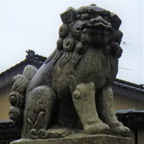 愛宕神社の狛犬