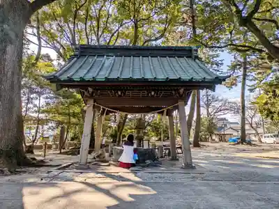 春日神社の手水舎