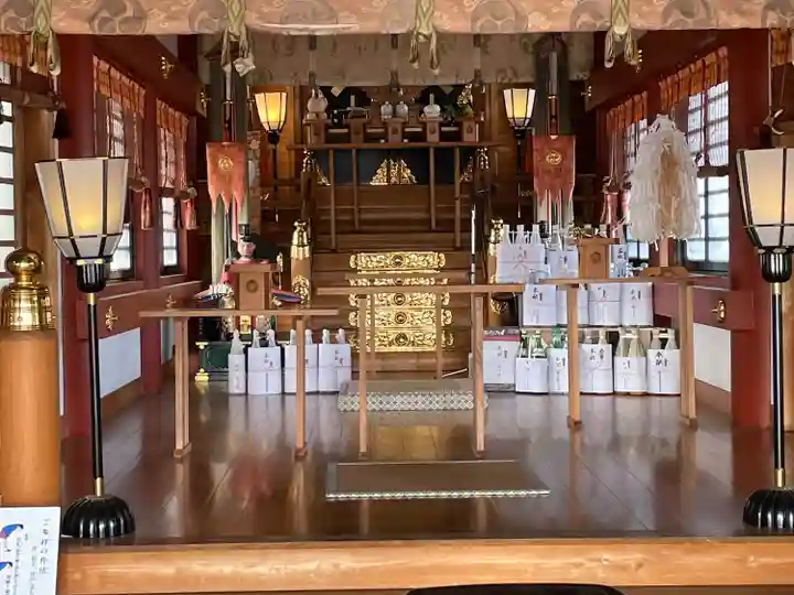 羽田神社の本殿・本堂