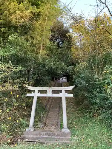 白山神社の鳥居