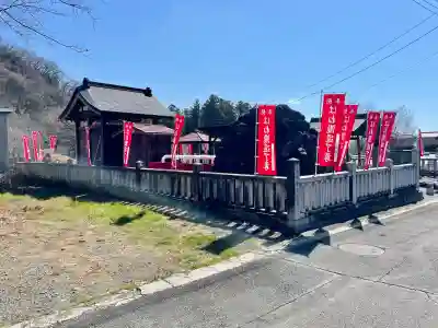 はね瀧道了尊の{uncategorized: "未分類", other: "その他", undefined: "問題あり", building: "その他建物", grave: "お墓", sacred_gate: "鳥居", guardian: "狛犬", statue: "像", buddha: "仏像", history: "歴史", nature: "自然", garden: "庭園", animal: "動物", pagoda: "塔", temizu: "手水舎", mountain_gate: "山門・神門", sanctuary: "本殿・本堂", subordinate: "末社・摂社", art: "芸術", scenery: "景色", jizo: "地蔵", ema: "絵馬", goshuin: "御朱印", omikuji: "おみくじ", items: "授与品その他", amulet: "お守り", goshuincho: "御朱印帳", eats: "食事", festival: "お祭り", votive_dance: "神楽", shichigosan: "七五三参", wedding: "結婚式", experience: "体験その他", initially: "初詣", around: "周辺", anti_infection: "感染症対策"}