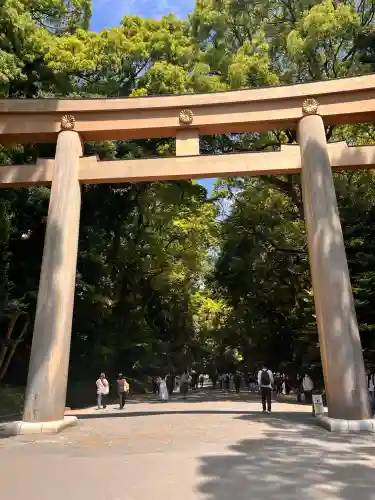明治神宮の{uncategorized: "未分類", other: "その他", undefined: "問題あり", building: "その他建物", grave: "お墓", sacred_gate: "鳥居", guardian: "狛犬", statue: "像", buddha: "仏像", history: "歴史", nature: "自然", garden: "庭園", animal: "動物", pagoda: "塔", temizu: "手水舎", mountain_gate: "山門・神門", sanctuary: "本殿・本堂", subordinate: "末社・摂社", art: "芸術", scenery: "景色", jizo: "地蔵", ema: "絵馬", goshuin: "御朱印", omikuji: "おみくじ", items: "授与品その他", amulet: "お守り", goshuincho: "御朱印帳", eats: "食事", festival: "お祭り", votive_dance: "神楽", shichigosan: "七五三参", wedding: "結婚式", experience: "体験その他", initially: "初詣", around: "周辺", anti_infection: "感染症対策"}