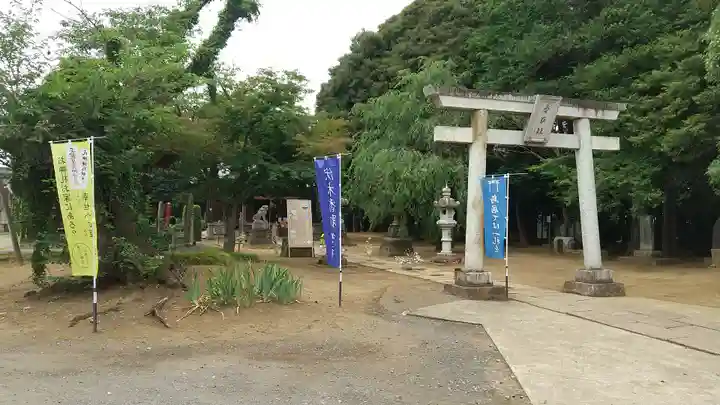 伏木香取神社の鳥居
