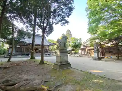 加茂神社の{uncategorized: "未分類", other: "その他", undefined: "問題あり", building: "その他建物", grave: "お墓", sacred_gate: "鳥居", guardian: "狛犬", statue: "像", buddha: "仏像", history: "歴史", nature: "自然", garden: "庭園", animal: "動物", pagoda: "塔", temizu: "手水舎", mountain_gate: "山門・神門", sanctuary: "本殿・本堂", subordinate: "末社・摂社", art: "芸術", scenery: "景色", jizo: "地蔵", ema: "絵馬", goshuin: "御朱印", omikuji: "おみくじ", items: "授与品その他", amulet: "お守り", goshuincho: "御朱印帳", eats: "食事", festival: "お祭り", votive_dance: "神楽", shichigosan: "七五三参", wedding: "結婚式", experience: "体験その他", initially: "初詣", around: "周辺", anti_infection: "感染症対策"}