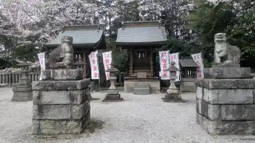 白鷺神社の{uncategorized: "未分類", other: "その他", undefined: "問題あり", building: "その他建物", grave: "お墓", sacred_gate: "鳥居", guardian: "狛犬", statue: "像", buddha: "仏像", history: "歴史", nature: "自然", garden: "庭園", animal: "動物", pagoda: "塔", temizu: "手水舎", mountain_gate: "山門・神門", sanctuary: "本殿・本堂", subordinate: "末社・摂社", art: "芸術", scenery: "景色", jizo: "地蔵", ema: "絵馬", goshuin: "御朱印", omikuji: "おみくじ", items: "授与品その他", amulet: "お守り", goshuincho: "御朱印帳", eats: "食事", festival: "お祭り", votive_dance: "神楽", shichigosan: "七五三参", wedding: "結婚式", experience: "体験その他", initially: "初詣", around: "周辺", anti_infection: "感染症対策"}