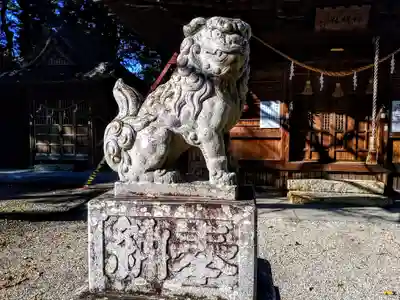 犬ヶ坪神明社の狛犬