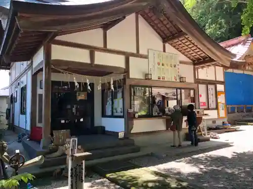 伊那下神社の建物その他