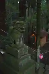 多鳩神社の狛犬