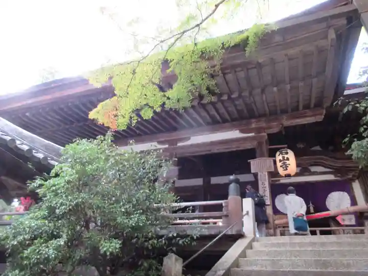 石山寺の本殿・本堂