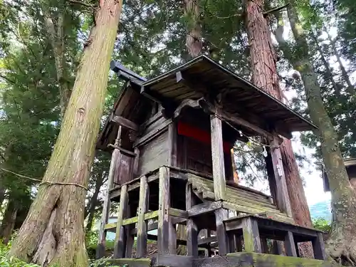 山家神社の末社