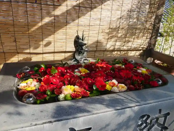 出釋迦寺の手水舎