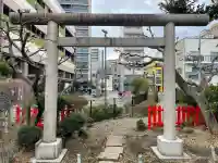 靍護稲荷神社の{uncategorized: "未分類", other: "その他", undefined: "問題あり", building: "その他建物", grave: "お墓", sacred_gate: "鳥居", guardian: "狛犬", statue: "像", buddha: "仏像", history: "歴史", nature: "自然", garden: "庭園", animal: "動物", pagoda: "塔", temizu: "手水舎", mountain_gate: "山門・神門", sanctuary: "本殿・本堂", subordinate: "末社・摂社", art: "芸術", scenery: "景色", jizo: "地蔵", ema: "絵馬", goshuin: "御朱印", omikuji: "おみくじ", items: "授与品その他", amulet: "お守り", goshuincho: "御朱印帳", eats: "食事", festival: "お祭り", votive_dance: "神楽", shichigosan: "七五三参", wedding: "結婚式", experience: "体験その他", initially: "初詣", around: "周辺", anti_infection: "感染症対策"}