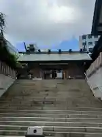 芝大神宮の{uncategorized: "未分類", other: "その他", undefined: "問題あり", building: "その他建物", grave: "お墓", sacred_gate: "鳥居", guardian: "狛犬", statue: "像", buddha: "仏像", history: "歴史", nature: "自然", garden: "庭園", animal: "動物", pagoda: "塔", temizu: "手水舎", mountain_gate: "山門・神門", sanctuary: "本殿・本堂", subordinate: "末社・摂社", art: "芸術", scenery: "景色", jizo: "地蔵", ema: "絵馬", goshuin: "御朱印", omikuji: "おみくじ", items: "授与品その他", amulet: "お守り", goshuincho: "御朱印帳", eats: "食事", festival: "お祭り", votive_dance: "神楽", shichigosan: "七五三参", wedding: "結婚式", experience: "体験その他", initially: "初詣", around: "周辺", anti_infection: "感染症対策"}