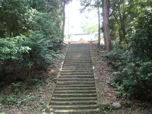 志加奴神社の建物その他