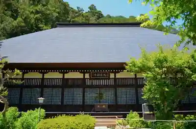 大悲願寺の本殿・本堂