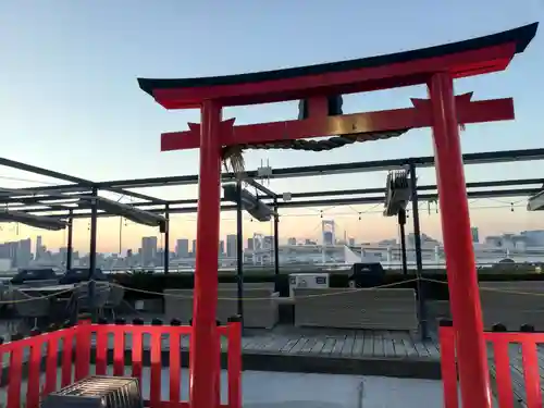 アクアシティお台場神社の景色