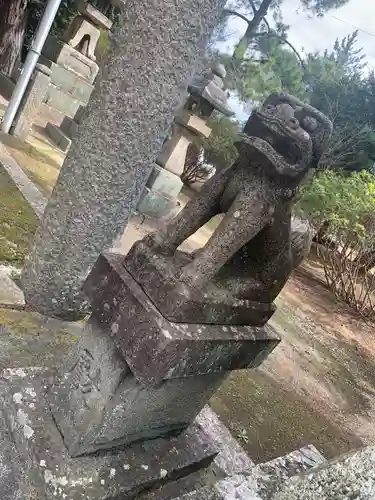 繁枝神社の狛犬