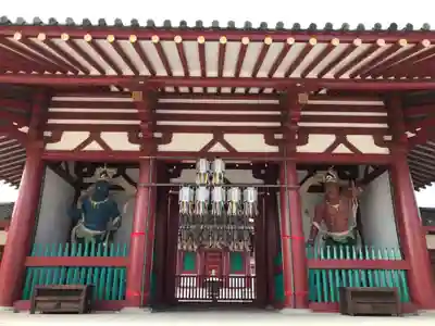 四天王寺の山門・神門